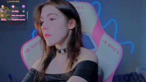 Snapshot of sophie_nomenal_ chatting on June 2026 04:12:02 PM sophie_nomenal_ online show from June 2026 04:12:02 PM
