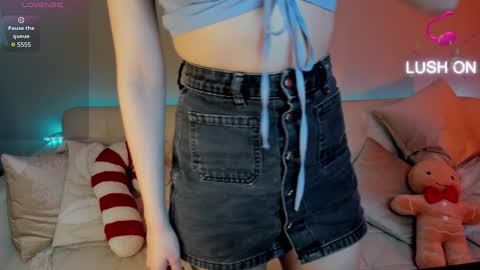 Sophie online show from December 2024 12:38:02 PM