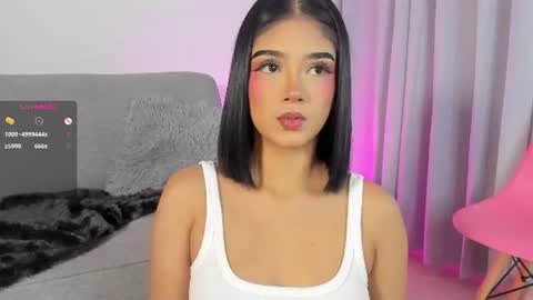 Snapshot of sophiecb chatting on June 2026 03:00:02 PM sophie online show from June 2026 03:00:02 PM
