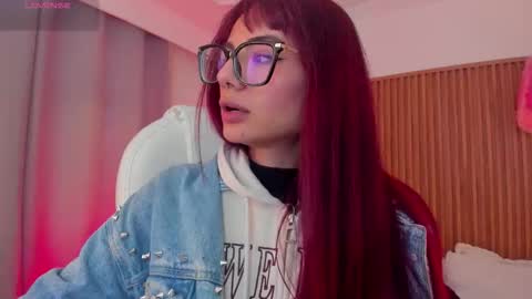   Sophie  IG sophiecherry es   online show from November 2025 09:47:01 PM