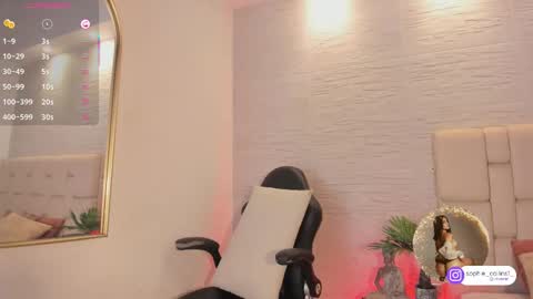 Snapshot of sophiecollins_1 chatting on September 2025 11:54:02 AM Sophie online show from September 2025 11:54:02 AM