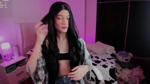    online show from November 2025 08:24:01 AM