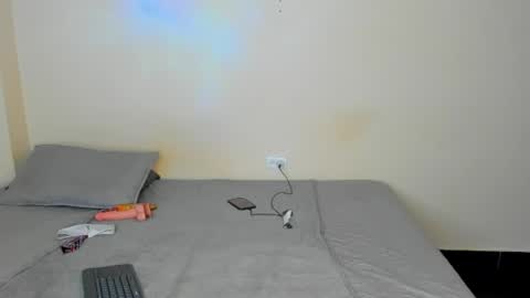 sophiee veryhot online show from March 2026 06:14:01 AM