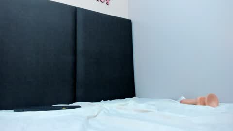 sophieharris__ online show from January 2025 10:51:02 PM