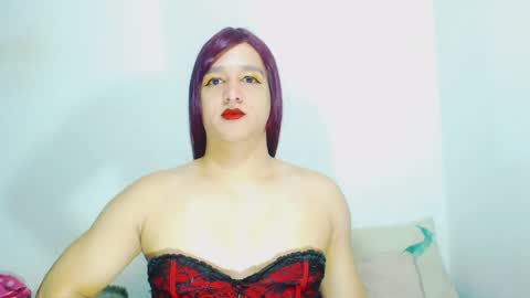sophiehillsxo online show from May 2026 05:46:02 AM