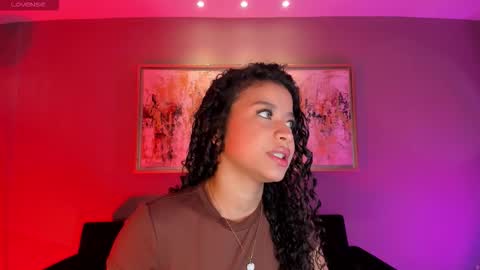 Sophie Houston online show from September 2025 04:24:01 AM