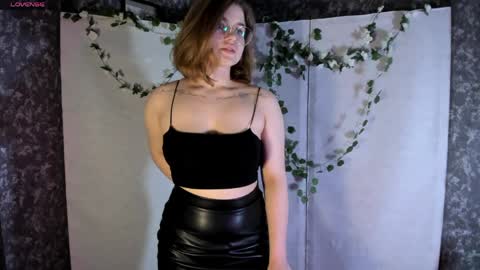 Sophie online show from April 2026 08:39:01 PM