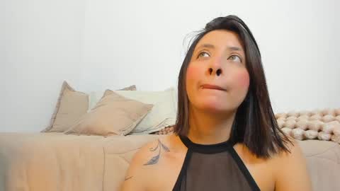 Sophy online show from May 2026 09:45:01 PM