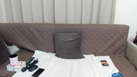 Sofia online show from January 2025 05:06:01 PM