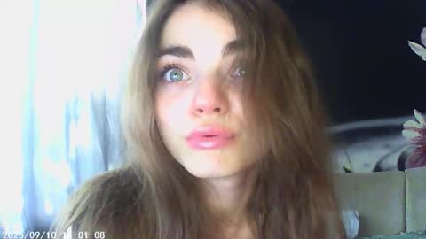 Sophie and my bestie Mandy    online show from September 2025 12:48:01 PM