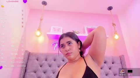 Sophii  online show from November 2025 07:59:02 PM