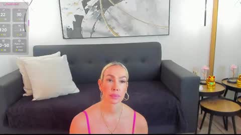 Snapshot of sophimariin chatting on June 2026 11:02:02 AM Sophi online show from June 2026 11:02:02 AM