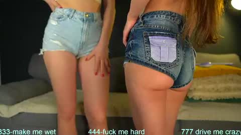 Snapshot of sophydiva chatting on June 2026 05:20:02 AM Sophydiva online show from June 2026 05:20:02 AM