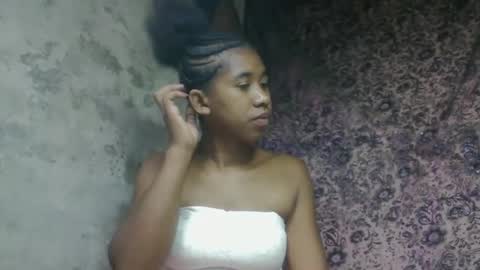 soriettezah online show from February 2026 05:15:01 AM