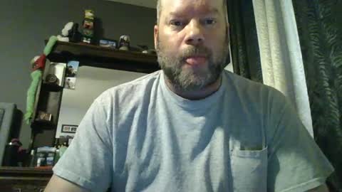 Snapshot of soro00421 chatting on March 2025 08:45:02 PM soro00421 online show from March 2025 08:45:02 PM