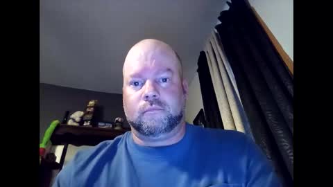 Snapshot of soro00421 chatting on October 2025 08:33:01 PM soro00421 online show from October 2025 08:33:01 PM