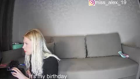 Snapshot of soska_albinosk chatting on July 2026 07:40:02 PM soska_albinosk online show from July 2026 07:40:02 PM