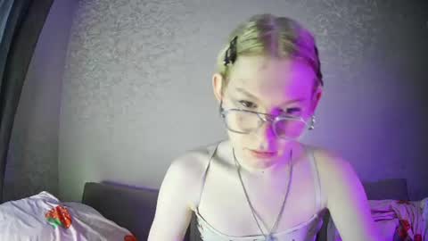 Snapshot of soska_albinosk chatting on July 2026 02:28:02 AM soska_albinosk online show from July 2026 02:28:02 AM