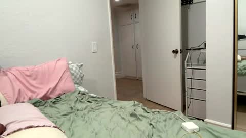 Longhaitianbbc  thick latina online show from June 2026 11:53:01 PM