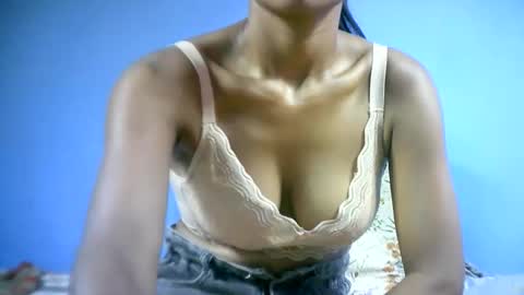 Snapshot of sourayaa chatting on March 2026 07:15:01 AM sourayaa online show from March 2026 07:15:01 AM