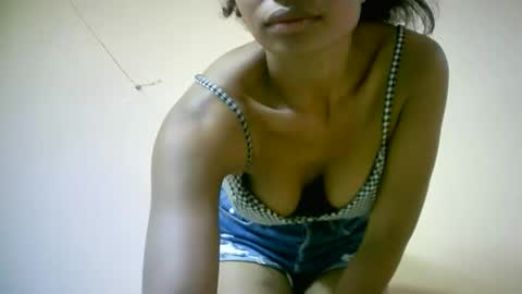sourayaa online show from June 2026 07:43:01 AM