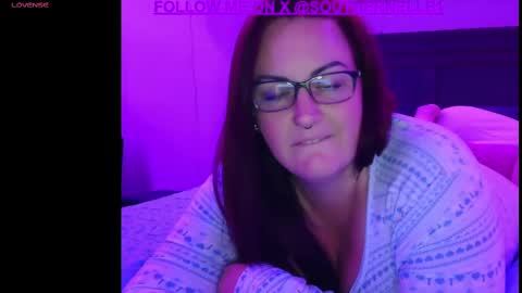 Snapshot of southernelle1 chatting on September 2025 12:59:02 AM SouthernElle online show from September 2025 12:59:02 AM