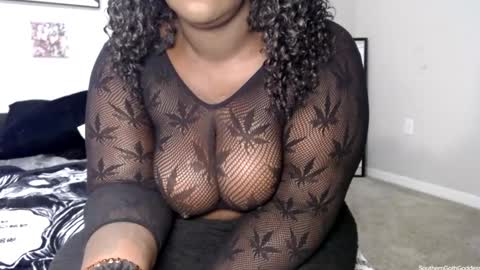 Snapshot of southerngothgoddess chatting on September 2025 10:37:01 PM SG online show from September 2025 10:37:01 PM