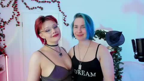 Leah online show from April 2026 09:19:01 PM