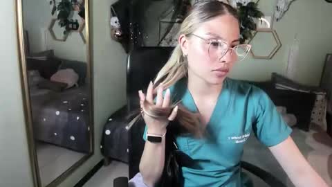 Marce  online show from March 2026 08:35:02 PM