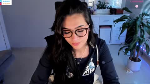 Snapshot of soyabby_ chatting on January 2025 10:35:02 PM Luisa online show from January 2025 10:35:02 PM
