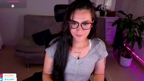 Snapshot of soyabby_ chatting on February 2025 01:11:01 AM Luisa online show from February 2025 01:11:01 AM