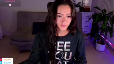 Snapshot of soyabby_ chatting on February 2025 03:31:02 AM Luisa online show from February 2025 03:31:02 AM