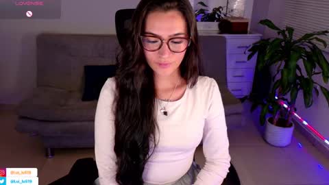 Snapshot of soyabby_ chatting on February 2025 01:40:02 AM Luisa online show from February 2025 01:40:02 AM