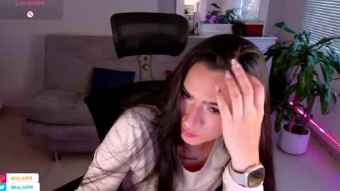 Snapshot of soyabby_ chatting on February 2025 10:53:02 PM Luisa online show from February 2025 10:53:02 PM