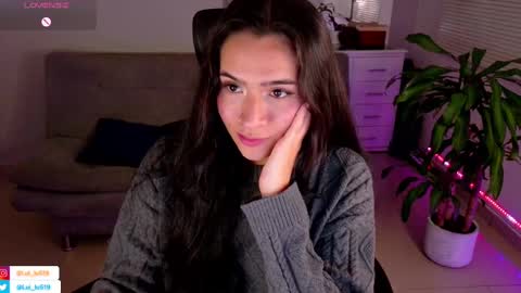 Snapshot of soyabby_ chatting on February 2025 11:24:02 PM Luisa online show from February 2025 11:24:02 PM