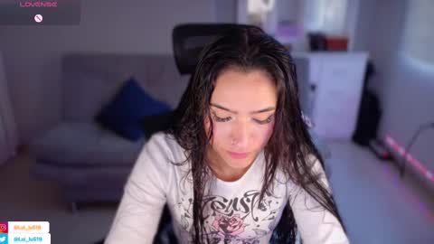 Snapshot of soyabby_ chatting on February 2025 10:20:02 PM Luisa online show from February 2025 10:20:02 PM