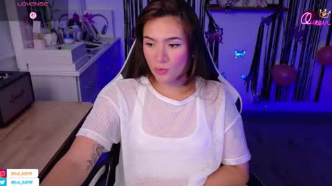 Luisa    online show from March 2026 10:35:01 PM