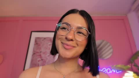 Snapshot of soysaraa_ chatting on December 2024 07:45:02 AM Aleja online show from December 2024 07:45:02 AM