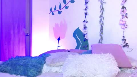      online show from March 2025 05:24:02 AM