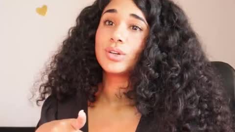 You want to talk to me more personal follow me in My Channel VIP  50 the discount       online show from January 2025 08:25:02 PM