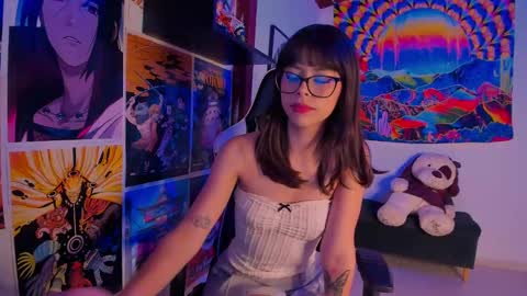 Snapshot of space__kittyy chatting on January 2025 12:33:01 AM Val online show from January 2025 12:33:01 AM