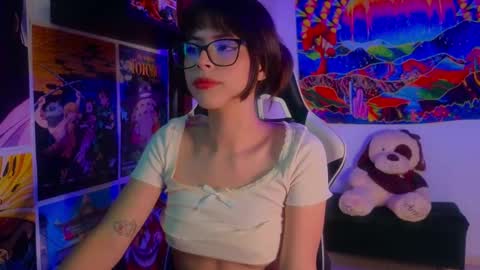 Snapshot of space__kittyy chatting on February 2025 08:57:01 AM Val online show from February 2025 08:57:01 AM