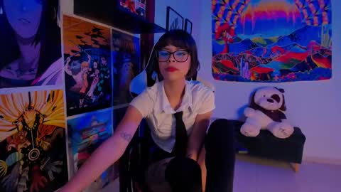 Snapshot of space__kittyy chatting on February 2025 03:55:02 AM Val online show from February 2025 03:55:02 AM