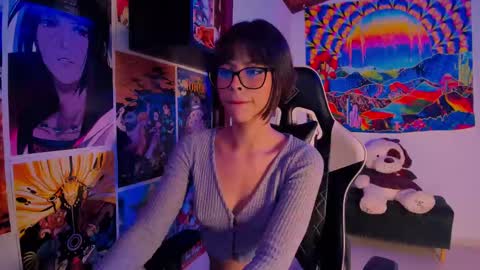 Snapshot of space__kittyy chatting on February 2025 05:58:01 AM Val online show from February 2025 05:58:01 AM