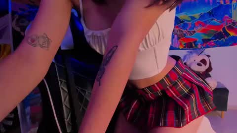 Snapshot of space__kittyy chatting on February 2025 01:10:01 AM Val online show from February 2025 01:10:01 AM