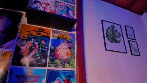 Snapshot of space__kittyy chatting on March 2025 06:48:02 AM Val online show from March 2025 06:48:02 AM