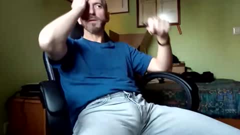 Manu  online show from December 2025 03:28:02 PM