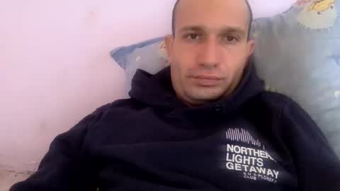 Snapshot of sparei7 chatting on December 2024 09:46:01 AM Snaiky online show from December 2024 09:46:01 AM