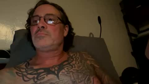 specter1972 online show from January 2026 02:17:02 AM