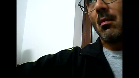 Snapshot of speed0800 chatting on November 2025 10:20:02 PM Speed online show from November 2025 10:20:02 PM